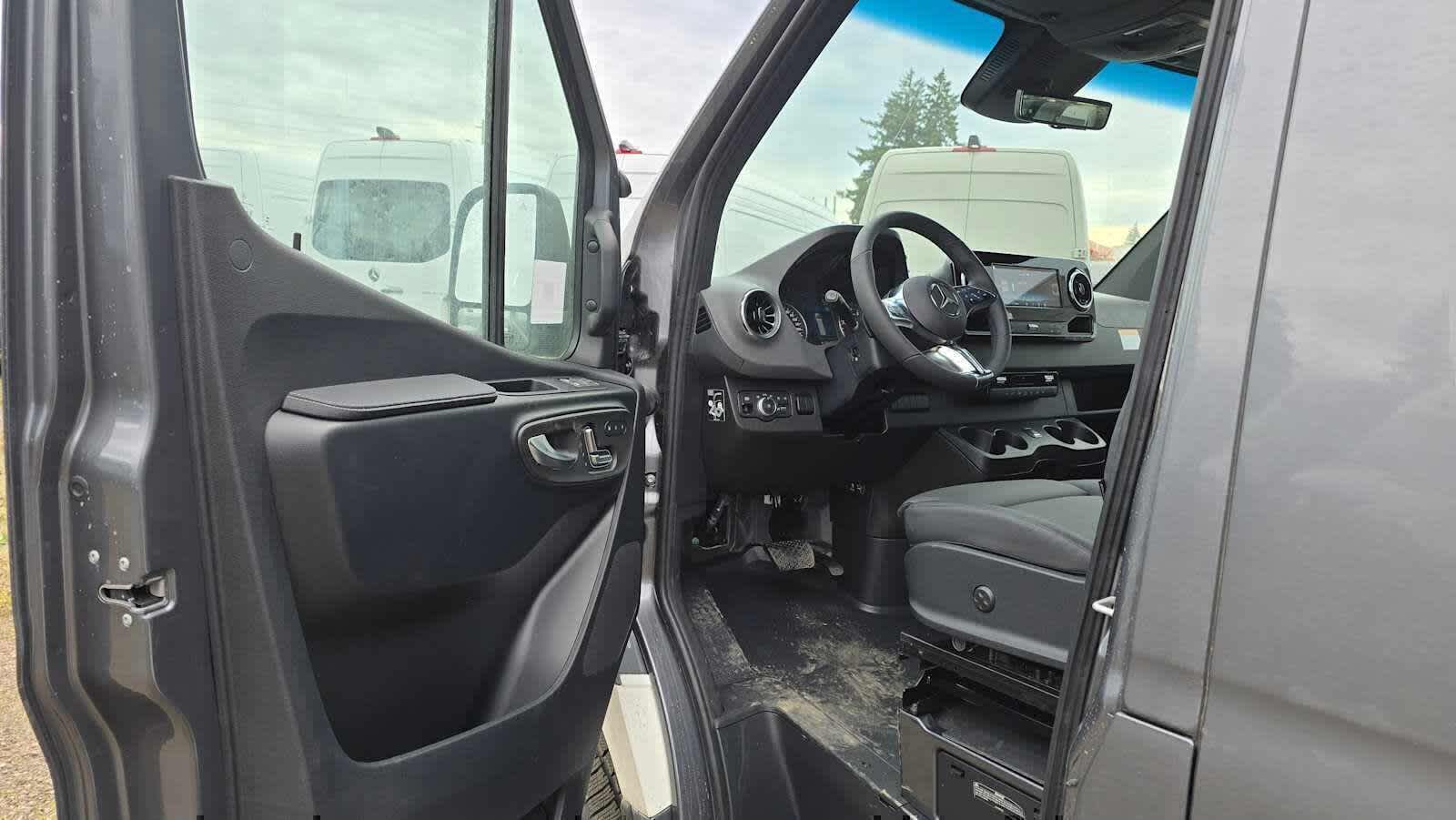 2026 Mercedes-Benz Sprinter Cargo Van 2500 High Roof I4 Diesel HO 170 Extended AWD