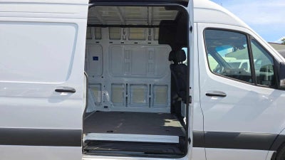 2025 Mercedes-Benz Sprinter Cargo Van 2500 Standard Roof I4 Diesel 144 RWD