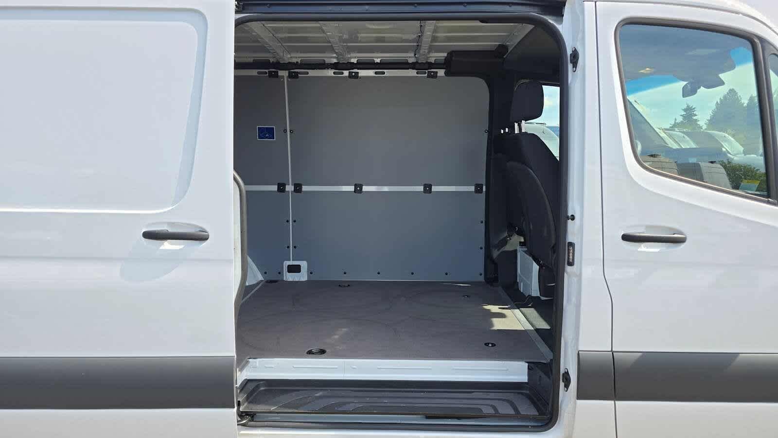 2025 Mercedes-Benz Sprinter Cargo Van 2500 Standard Roof I4 Diesel 144 RWD