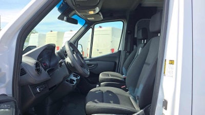 2025 Mercedes-Benz Sprinter Cargo Van 2500 Standard Roof I4 Diesel 144 RWD