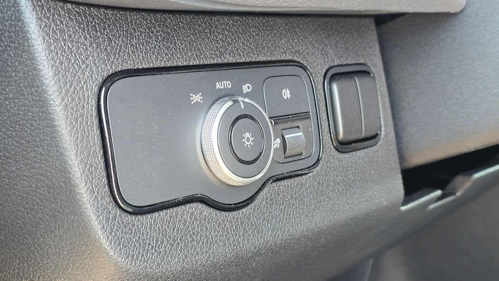 2025 Mercedes-Benz Sprinter Cargo Van 2500 Standard Roof I4 Diesel 144 RWD