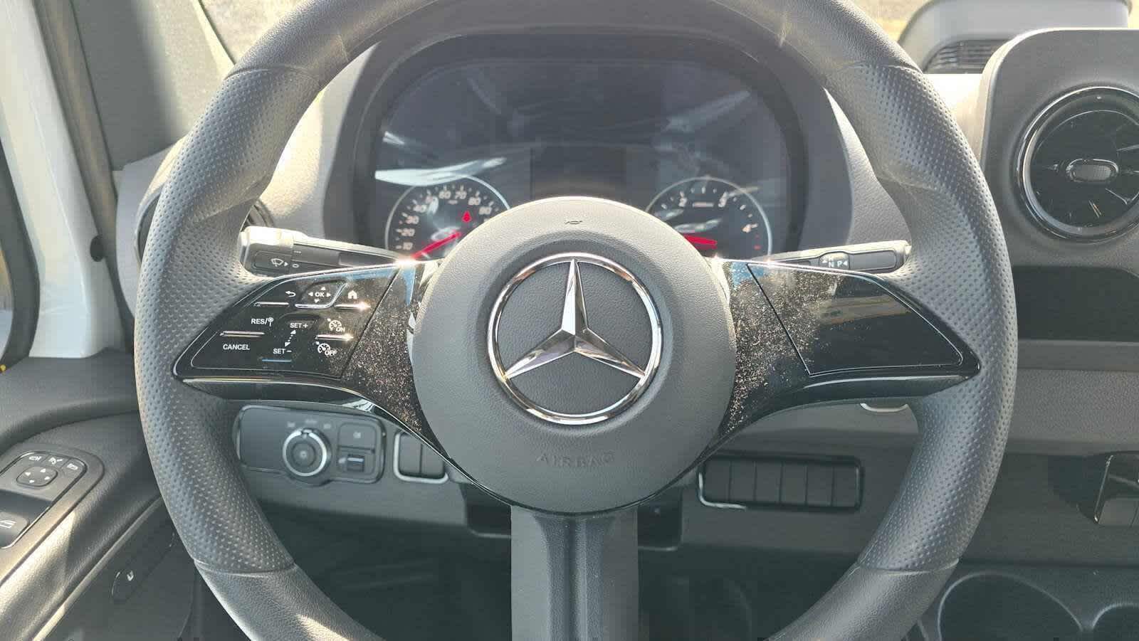 2025 Mercedes-Benz Sprinter Cargo Van 2500 Standard Roof I4 Diesel 144 RWD