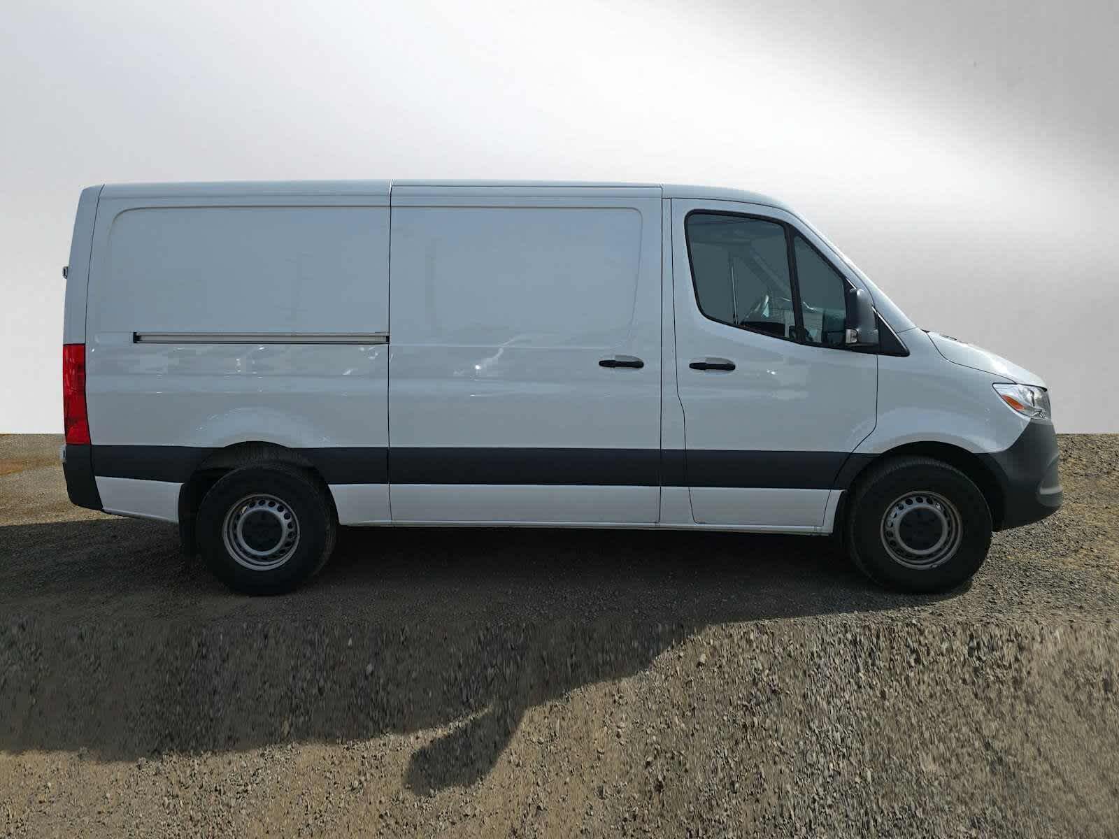 2025 Mercedes-Benz Sprinter Cargo Van 2500 Standard Roof I4 Diesel 144 RWD