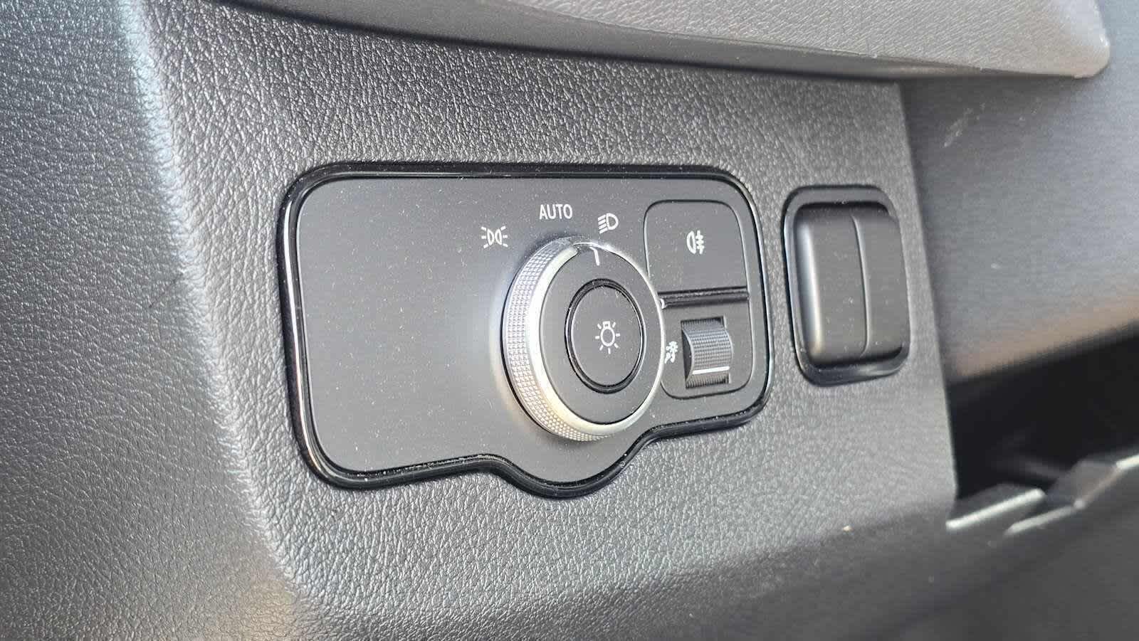 2025 Mercedes-Benz Sprinter Cargo Van 2500 Standard Roof I4 Diesel 144 RWD