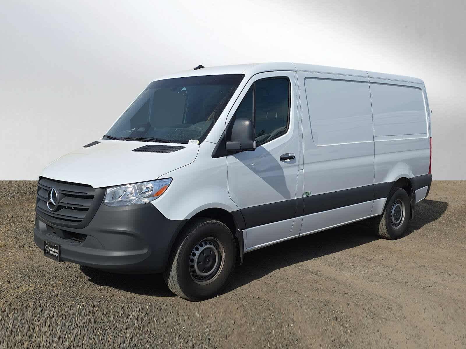 2025 Mercedes-Benz Sprinter Cargo Van 2500 Standard Roof I4 Diesel 144 RWD