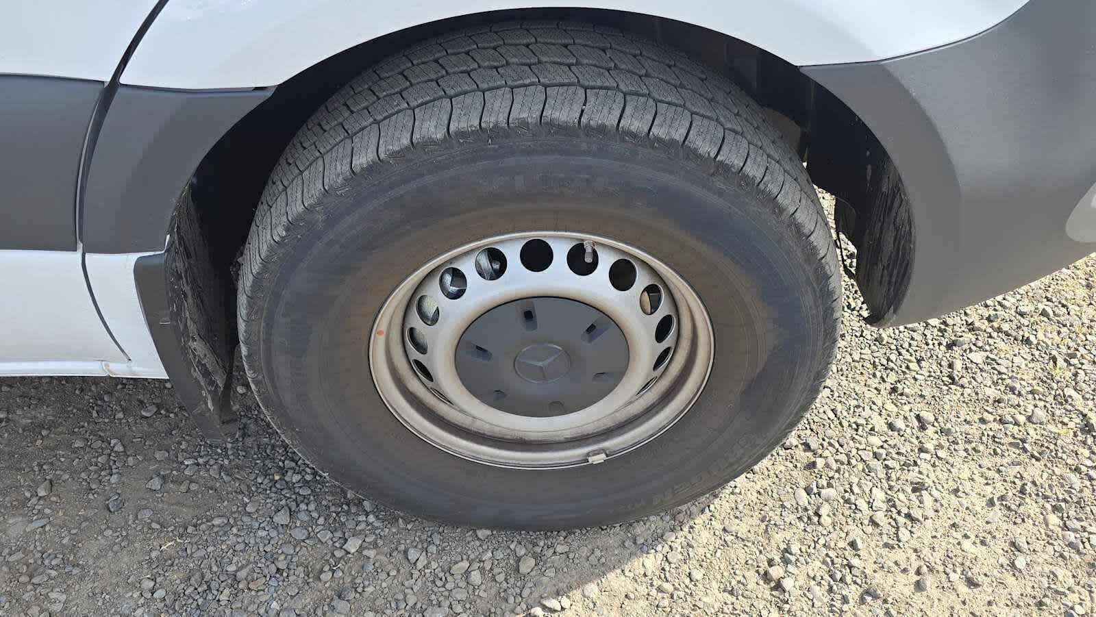 2025 Mercedes-Benz Sprinter Cargo Van 2500 Standard Roof I4 Diesel 144 RWD