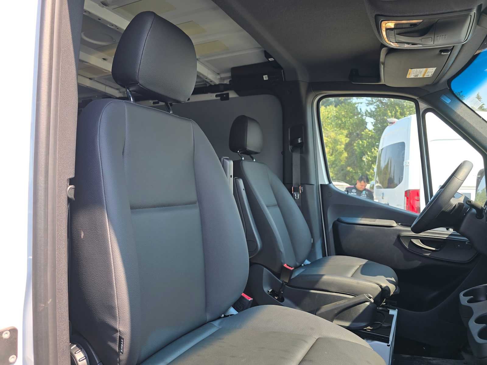 2026 Mercedes-Benz Sprinter Cargo 2500 Standard Roof I4 Diesel 144 RWD