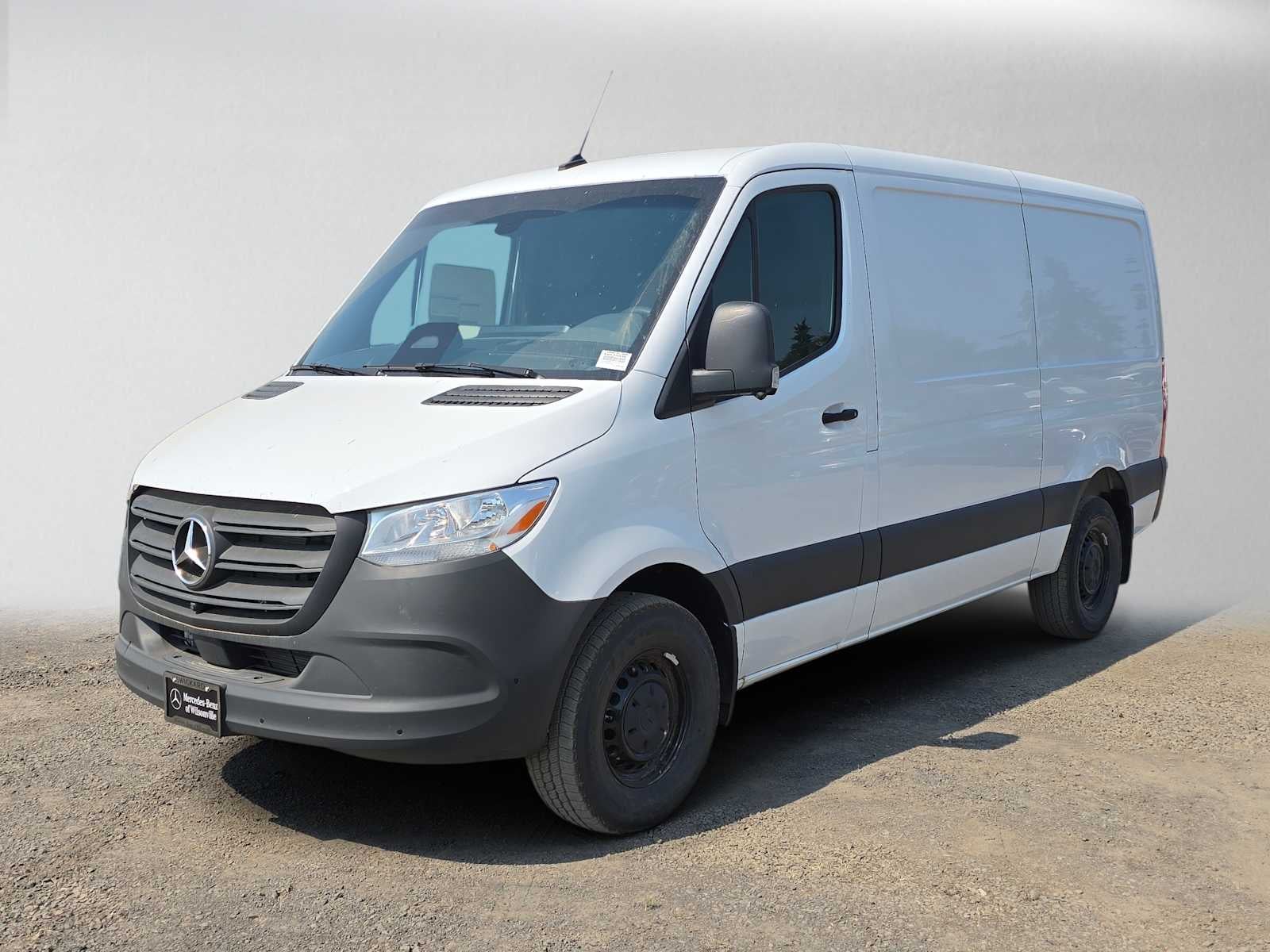2026 Mercedes-Benz Sprinter Cargo 2500 Standard Roof I4 Diesel 144 RWD