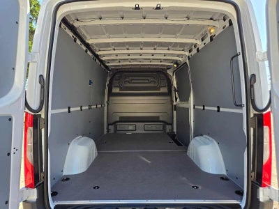 2026 Mercedes-Benz Sprinter 2500 Standard Roof I4 Diesel 144 RWD