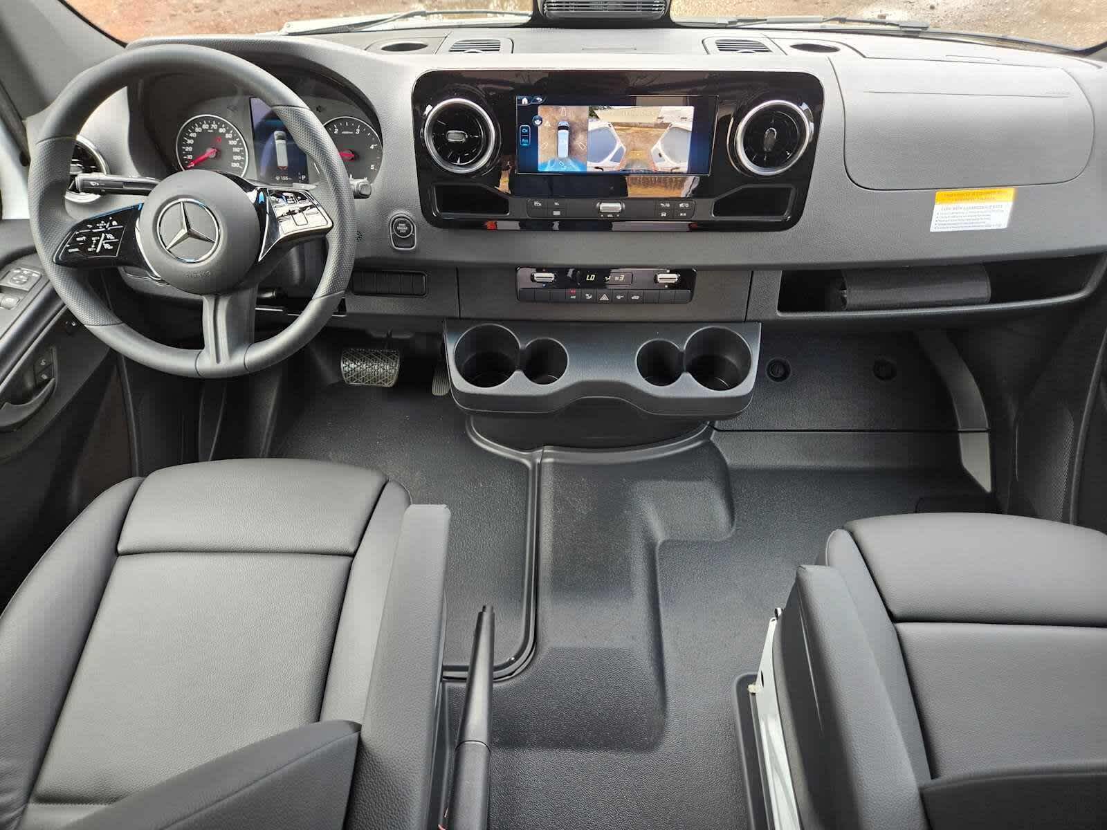 2026 Mercedes-Benz Sprinter 2500 Standard Roof I4 Diesel 144 RWD