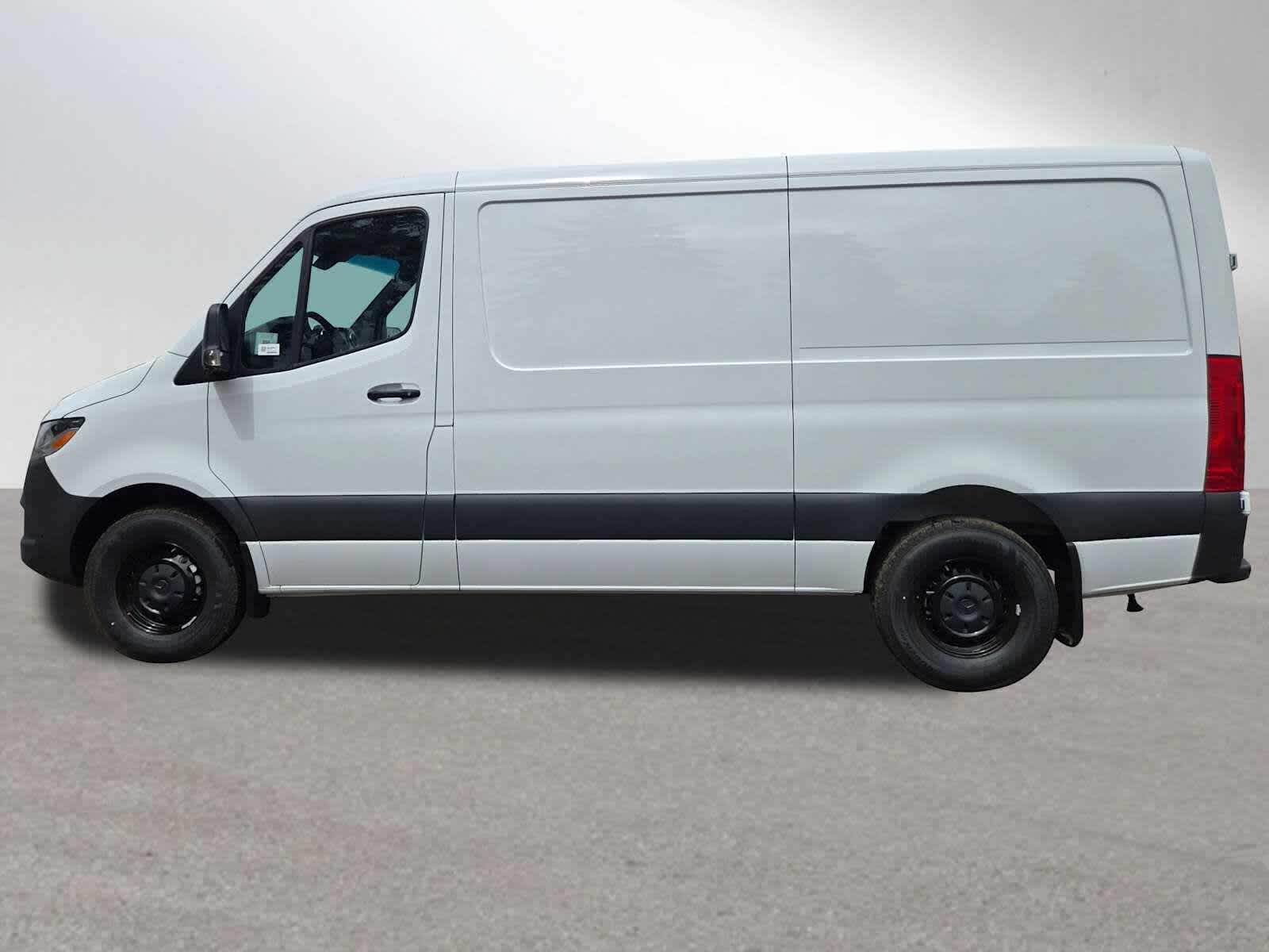 2026 Mercedes-Benz Sprinter 2500 Standard Roof I4 Diesel 144 RWD