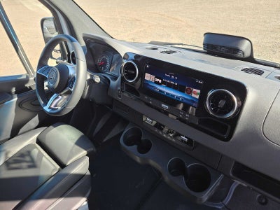 2026 Mercedes-Benz Sprinter Cargo 2500 Standard Roof I4 Diesel 144 RWD