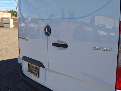 2026 Mercedes-Benz Sprinter Cargo 2500 Standard Roof I4 Diesel 144 RWD