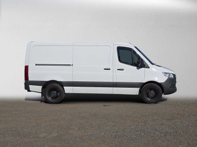 2026 Mercedes-Benz Sprinter Cargo 2500 Standard Roof I4 Diesel 144 RWD