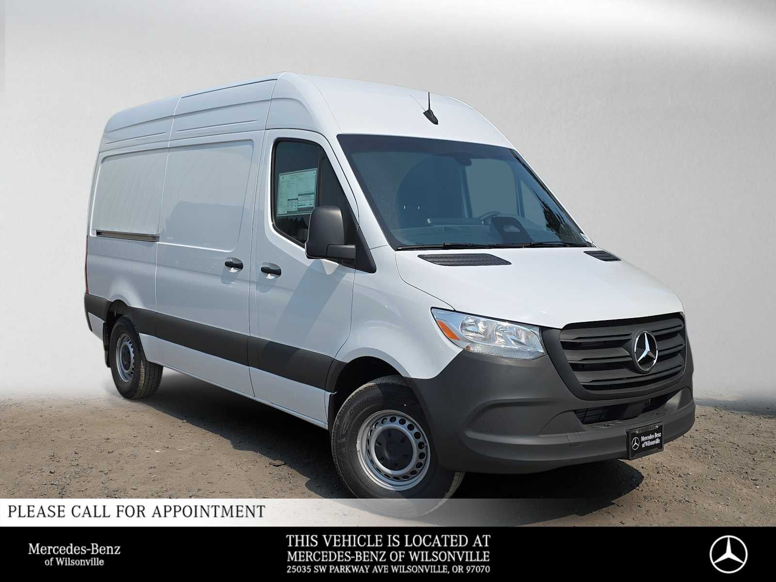 2026 Mercedes-Benz Sprinter Cargo 2500 Standard Roof I4 Diesel 144 RWD