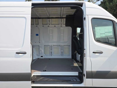 2026 Mercedes-Benz Sprinter Cargo 2500 Standard Roof I4 Diesel 144 RWD