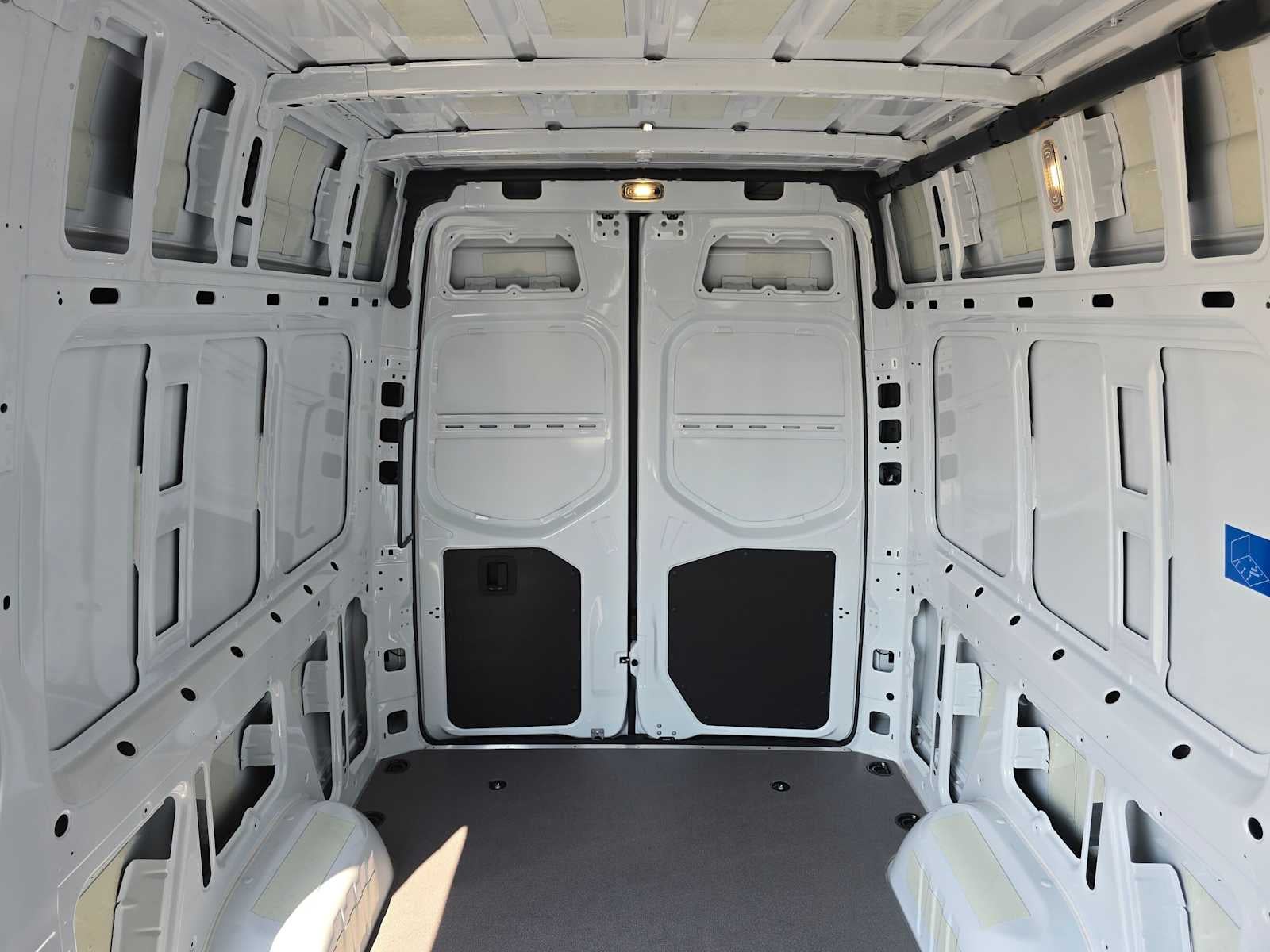 2026 Mercedes-Benz Sprinter Cargo 2500 Standard Roof I4 Diesel 144 RWD