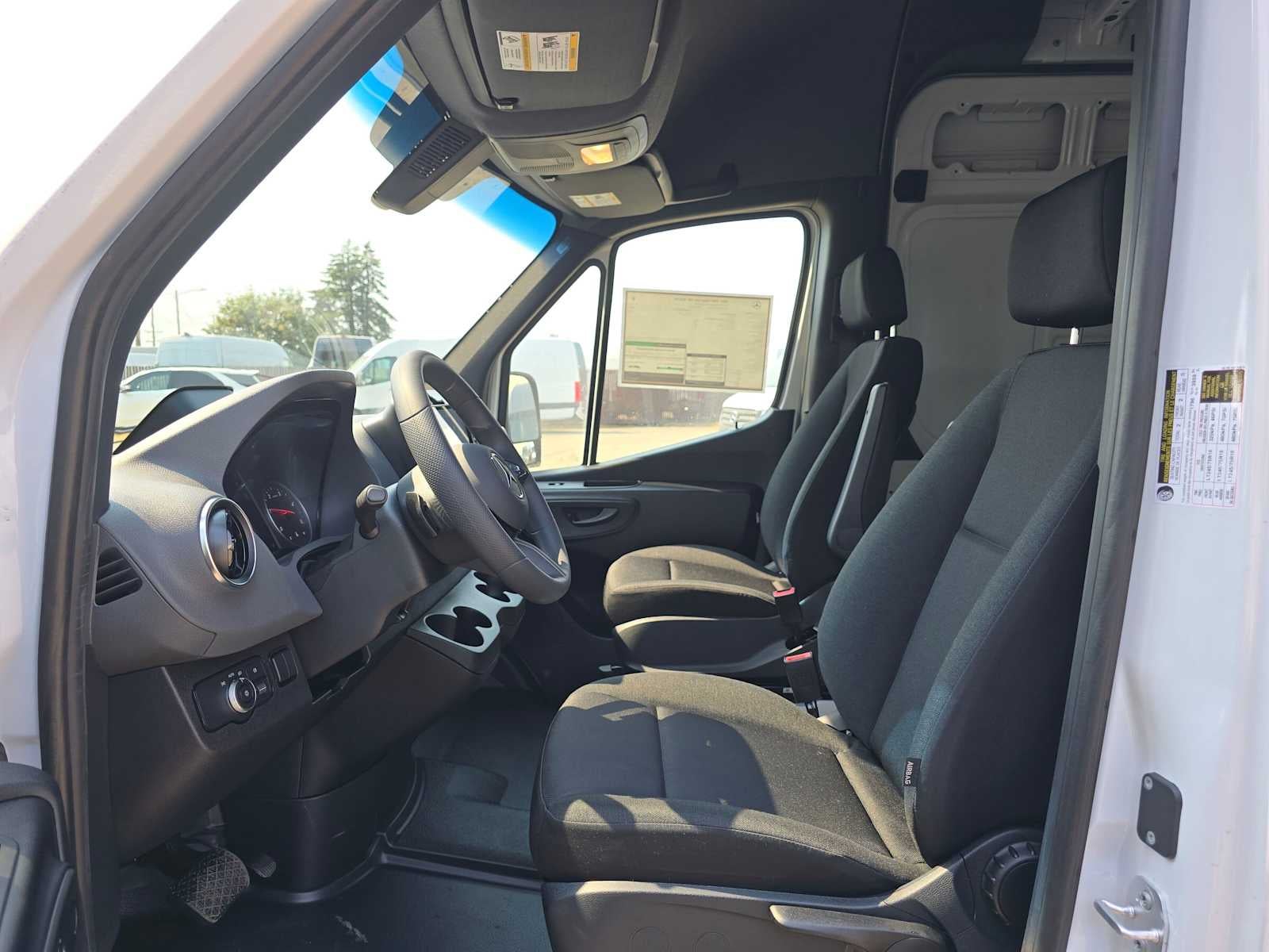 2026 Mercedes-Benz Sprinter Cargo 2500 Standard Roof I4 Diesel 144 RWD