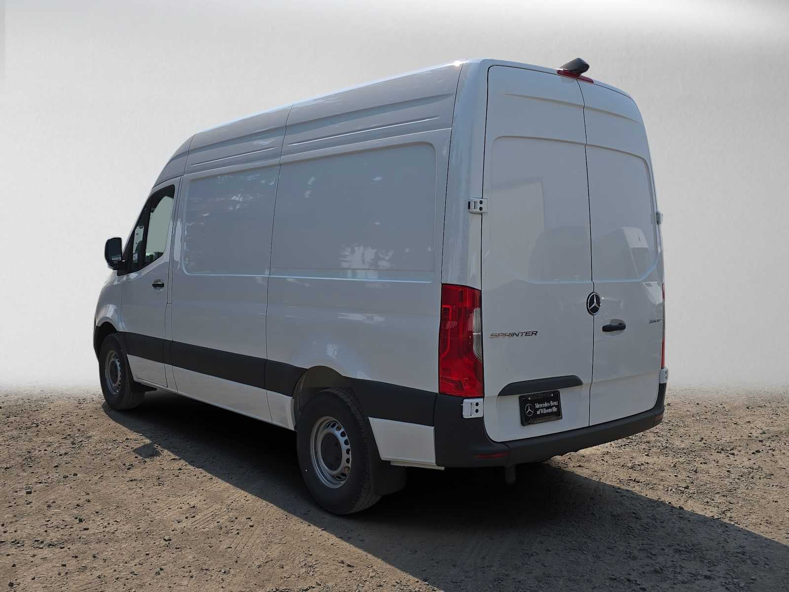 2026 Mercedes-Benz Sprinter Cargo 2500 Standard Roof I4 Diesel 144 RWD