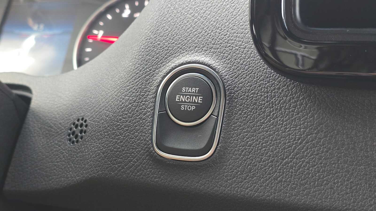 2025 Mercedes-Benz Sprinter Cargo Van 2500 Standard Roof I4 Diesel 144" RWD