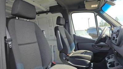 2025 Mercedes-Benz Sprinter Cargo Van 2500 Standard Roof I4 Diesel 144 RWD