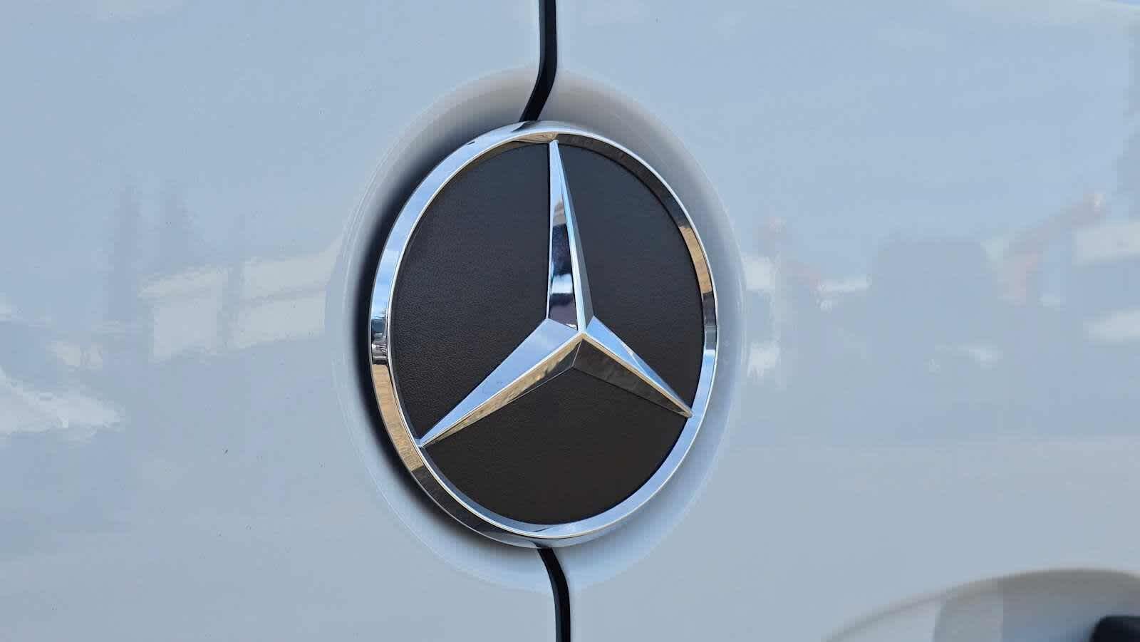 2025 Mercedes-Benz Sprinter Cargo Van 2500 Standard Roof I4 Diesel 144 RWD