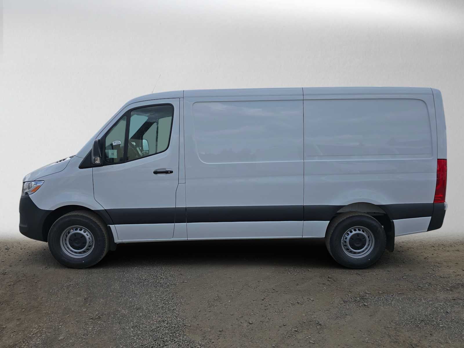 2026 Mercedes-Benz Sprinter 2500 Standard Roof I4 Diesel 144 RWD