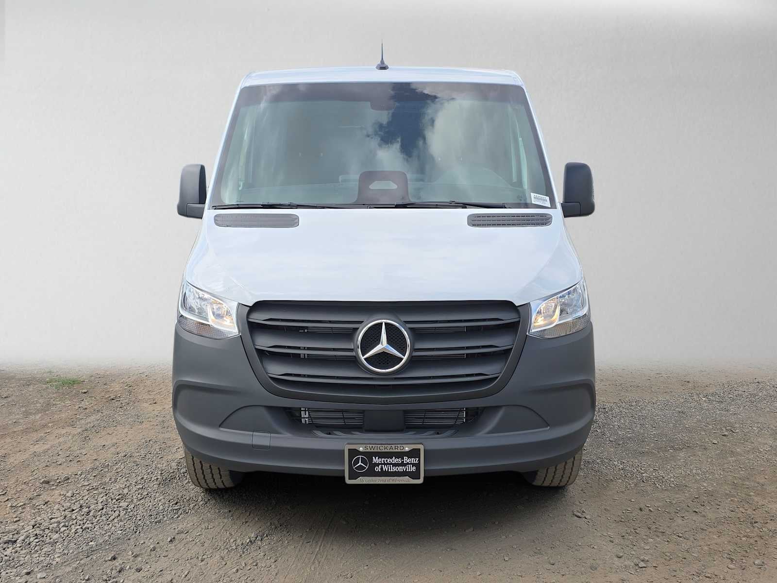 2026 Mercedes-Benz Sprinter 2500 Standard Roof I4 Diesel 144 RWD