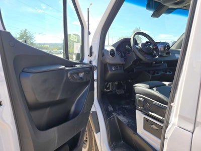 2026 Mercedes-Benz Sprinter Cargo 2500 Standard Roof I4 Diesel 144 RWD