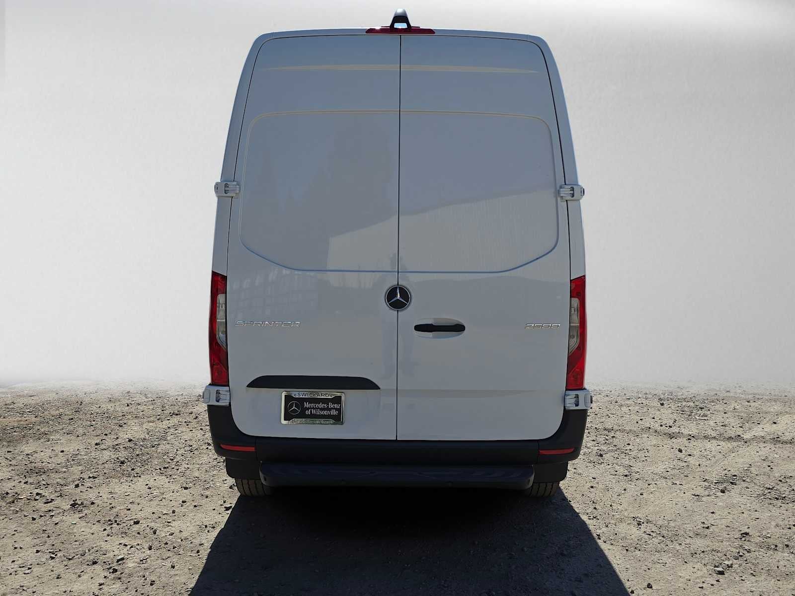 2026 Mercedes-Benz Sprinter Cargo 2500 Standard Roof I4 Diesel 144 RWD