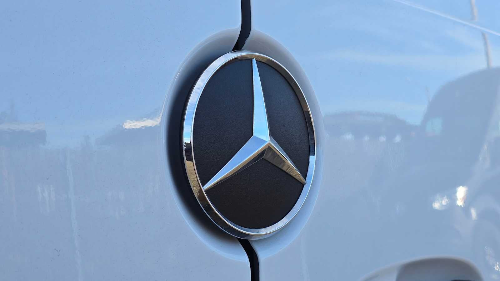 2025 Mercedes-Benz Sprinter Cargo Van 2500 Standard Roof I4 Diesel 144" RWD