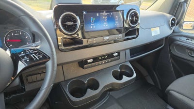 2025 Mercedes-Benz Sprinter Cargo Van 2500 Standard Roof I4 Diesel 144" RWD