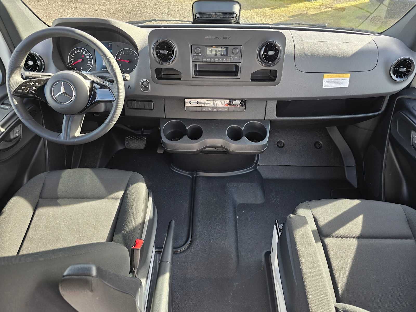 2025 Mercedes-Benz Sprinter Cargo Van 2500 Standard Roof I4 Diesel 144" RWD