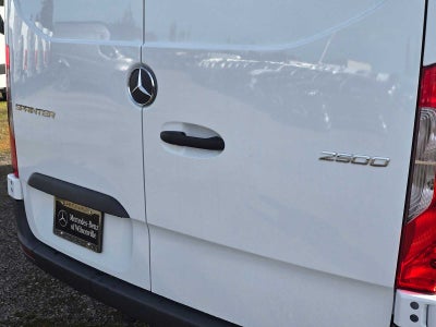 2025 Mercedes-Benz Sprinter Cargo Van 2500 Standard Roof I4 Diesel 144" RWD