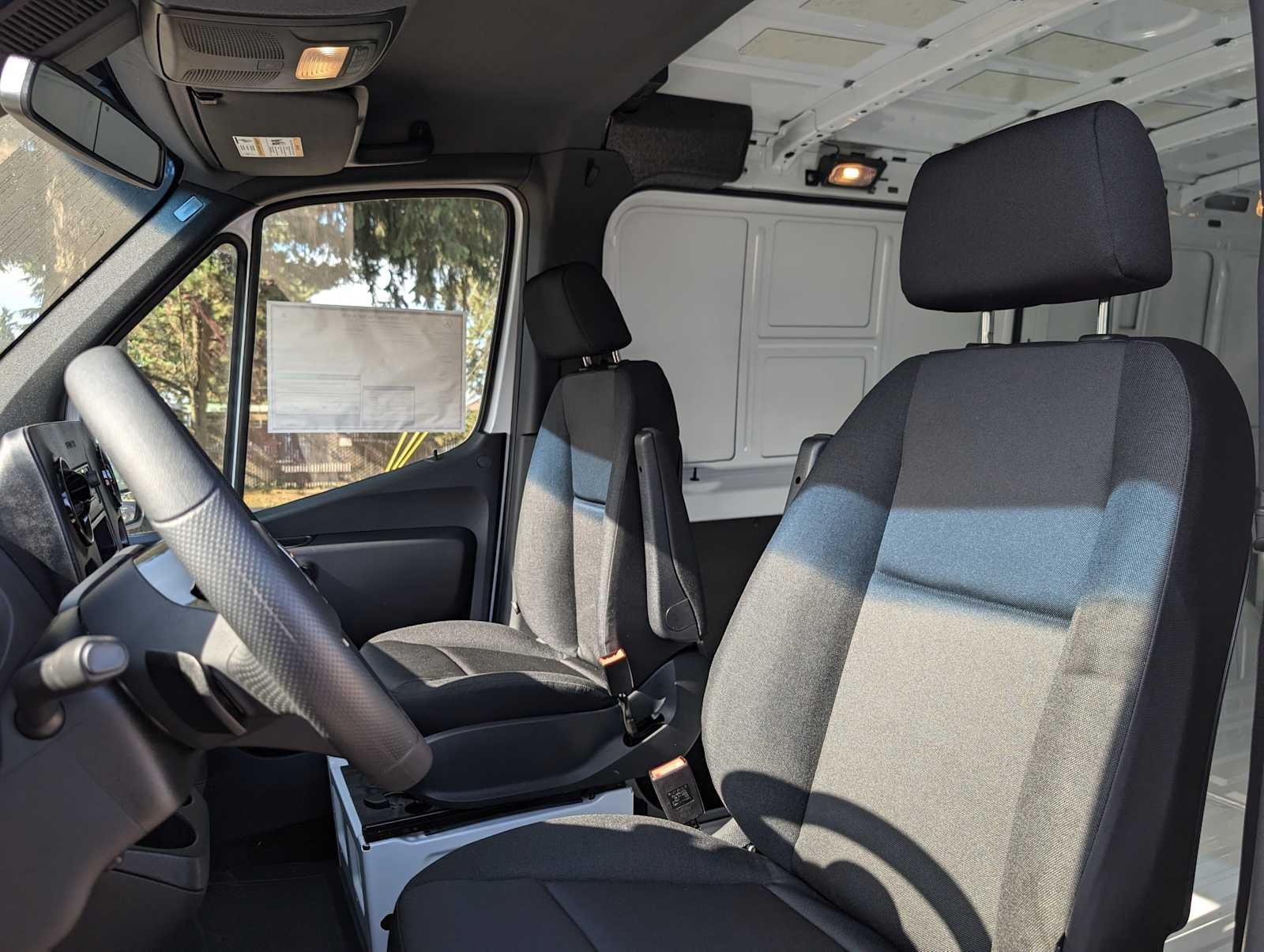 2025 Mercedes-Benz Sprinter Cargo Van 2500 Standard Roof I4 Diesel 144" RWD