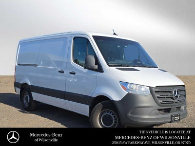 2025 Mercedes-Benz Sprinter Cargo Van 2500 Standard Roof I4 Diesel 144 RWD