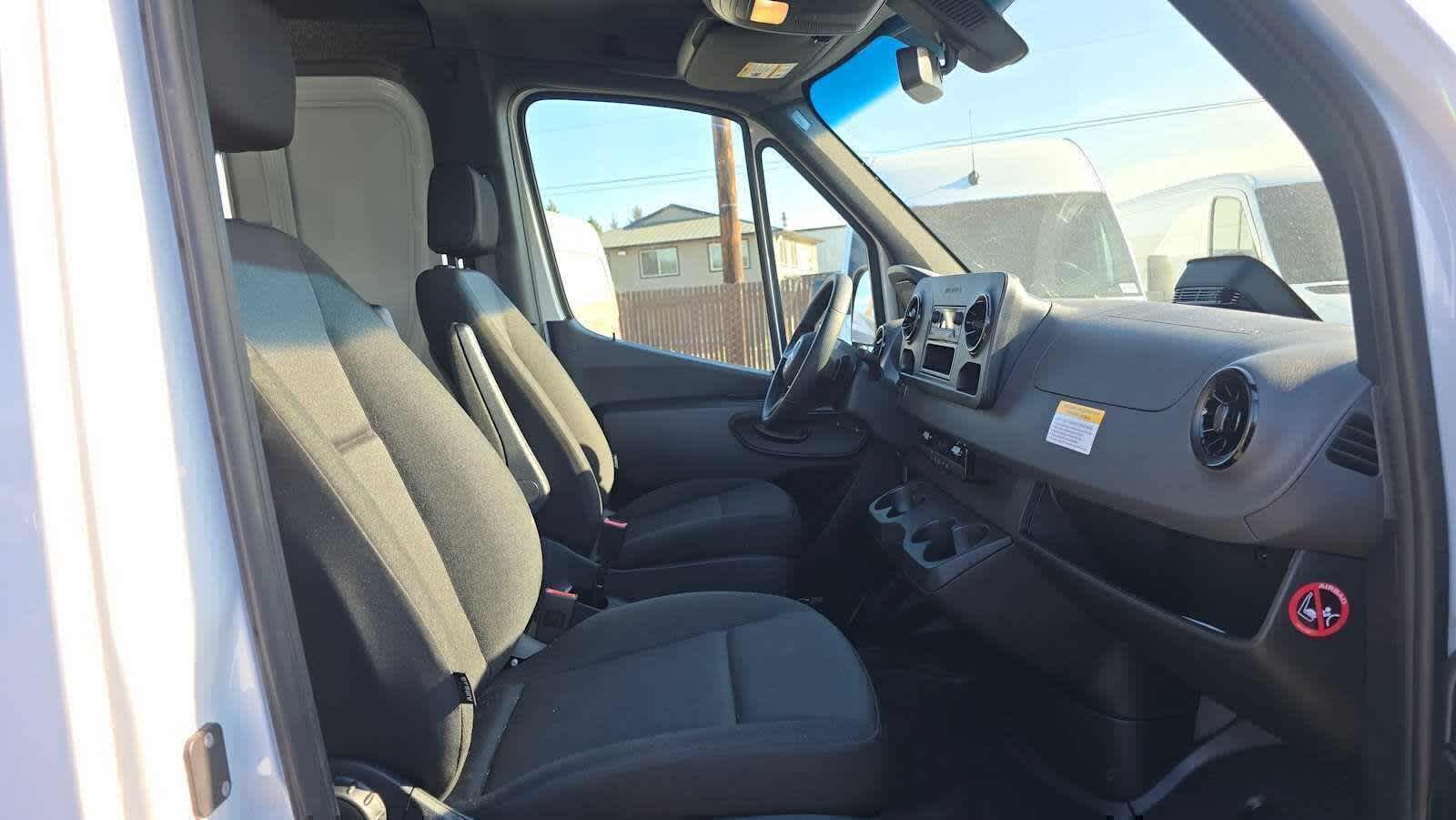 2025 Mercedes-Benz Sprinter Cargo Van 2500 Standard Roof I4 Diesel 144 RWD