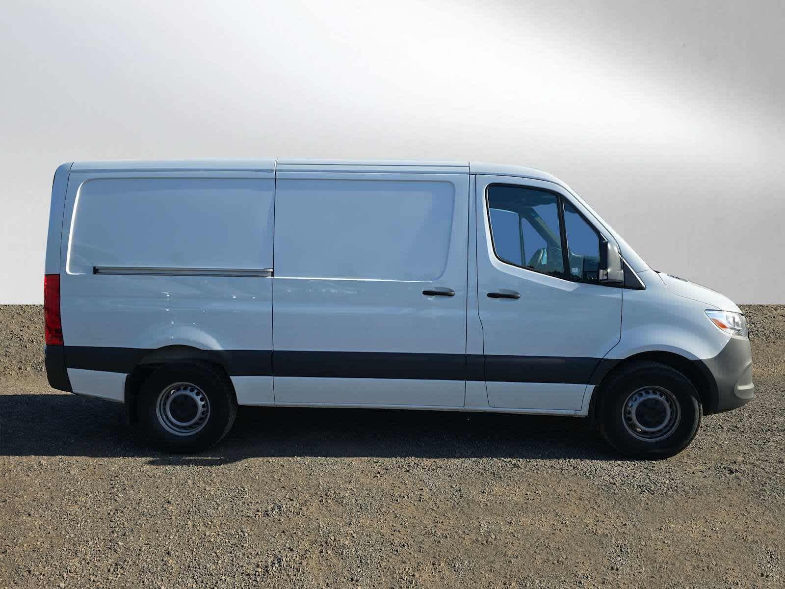 2025 Mercedes-Benz Sprinter Cargo Van 2500 Standard Roof I4 Diesel 144 RWD