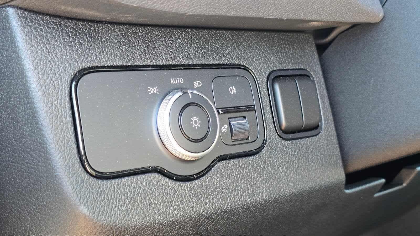 2025 Mercedes-Benz Sprinter Cargo Van 2500 Standard Roof I4 Diesel 144 RWD