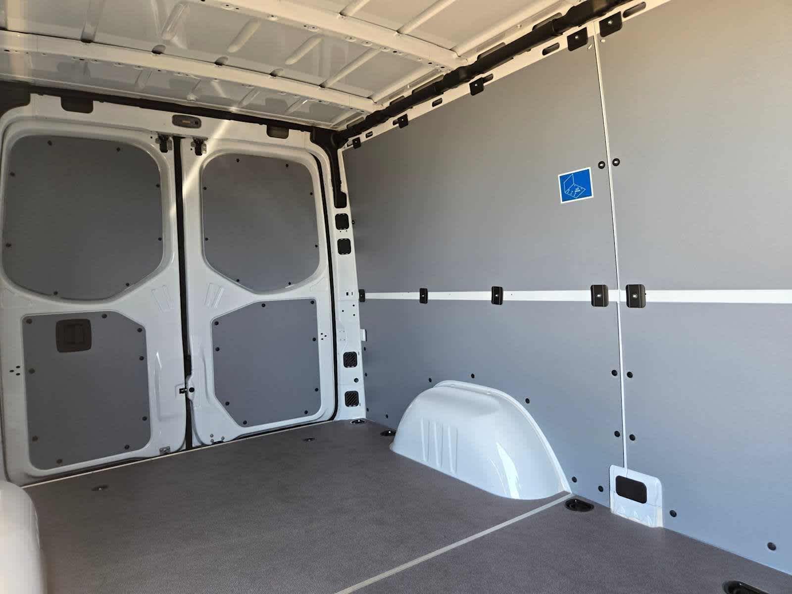 2026 Mercedes-Benz Sprinter 2500 Standard Roof I4 Diesel 144 RWD