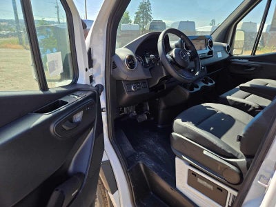 2026 Mercedes-Benz Sprinter 2500 Standard Roof I4 Diesel 144 RWD