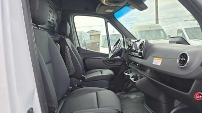 2026 Mercedes-Benz Sprinter 2500 Standard Roof I4 Diesel 144 RWD