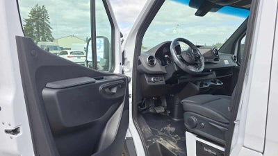 2026 Mercedes-Benz Sprinter 2500 Standard Roof I4 Diesel 144 RWD