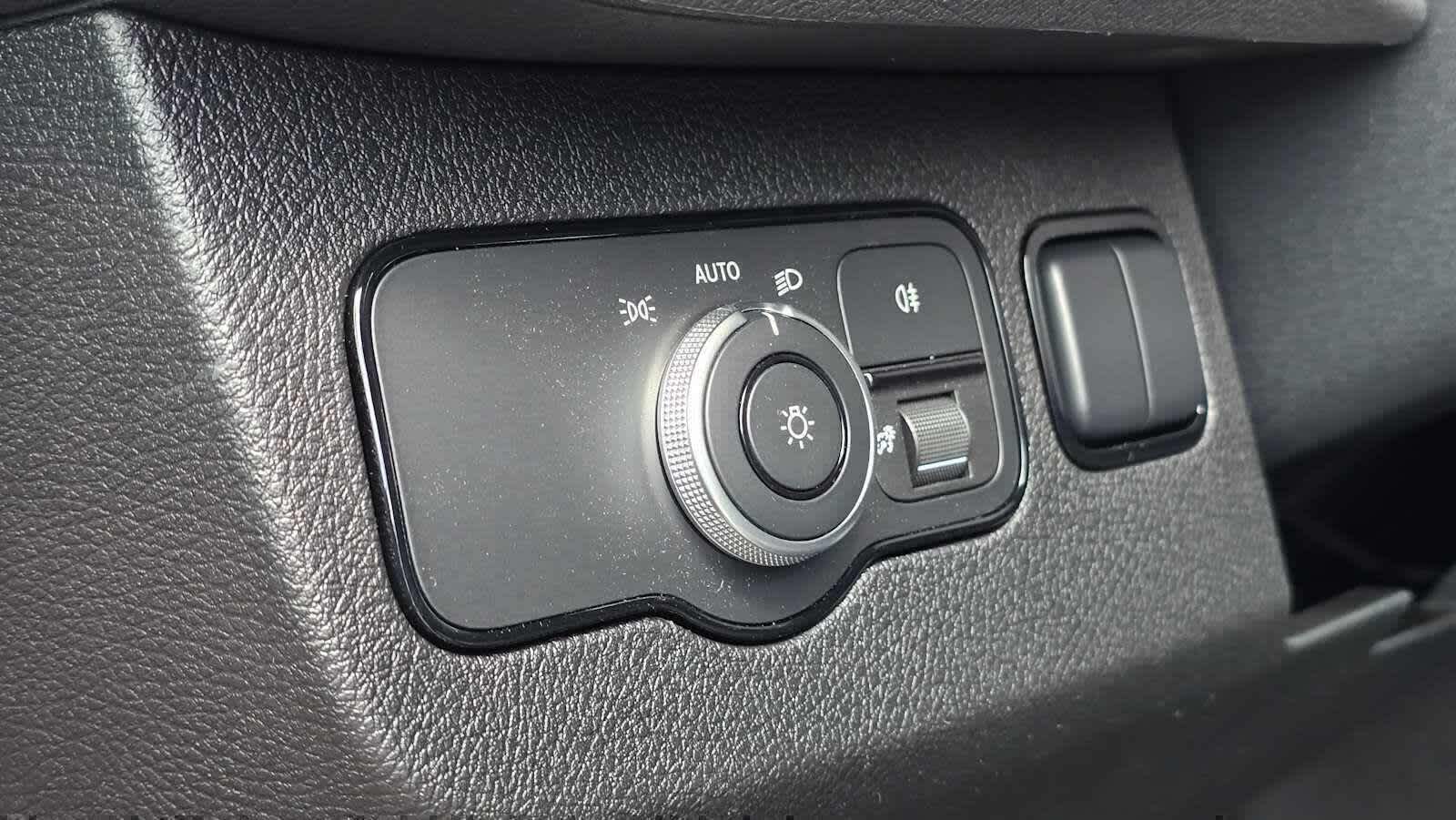 2026 Mercedes-Benz Sprinter 2500 Standard Roof I4 Diesel 144 RWD