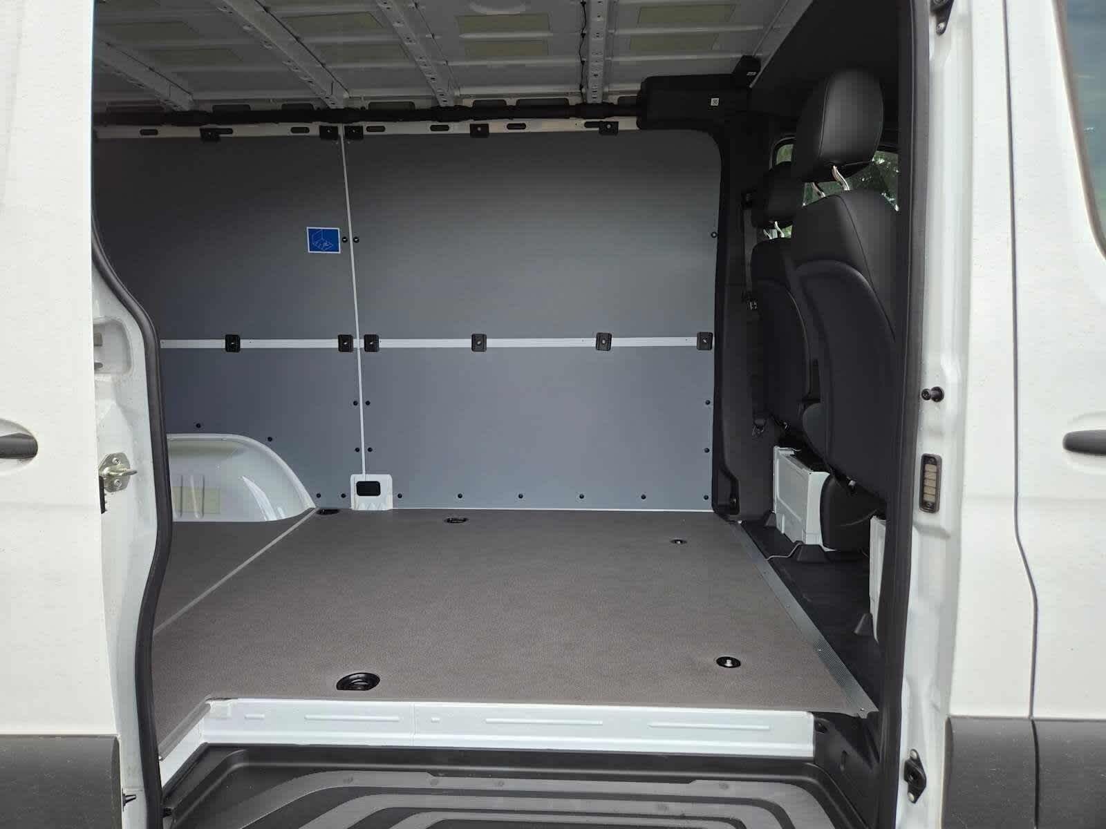 2026 Mercedes-Benz Sprinter 2500 Standard Roof I4 Diesel 144 RWD