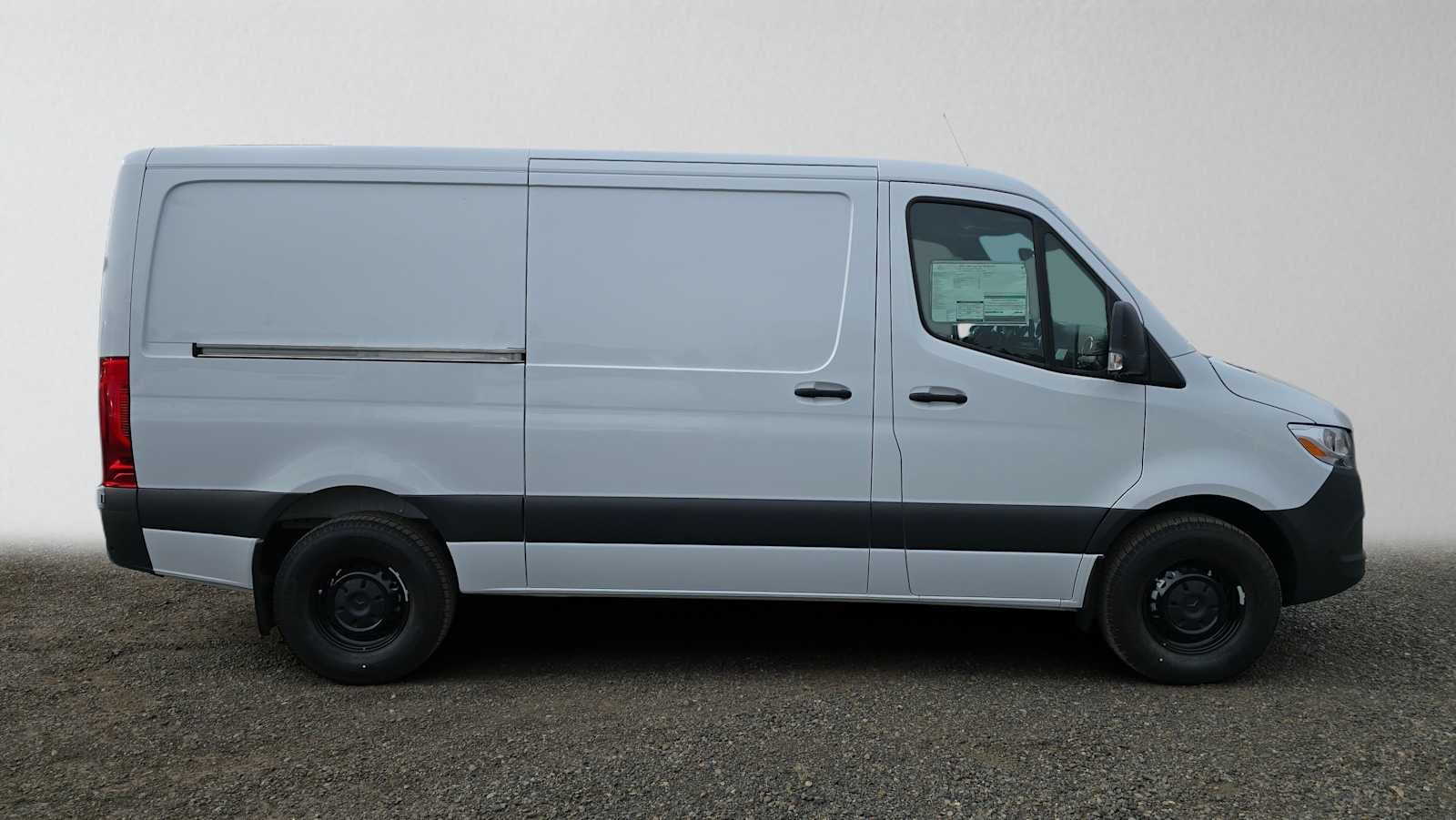 2026 Mercedes-Benz Sprinter 2500 Standard Roof I4 Diesel 144 RWD