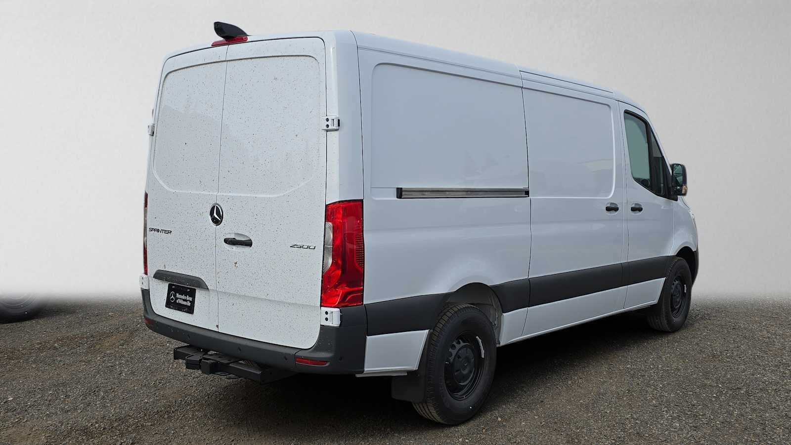 2026 Mercedes-Benz Sprinter 2500 Standard Roof I4 Diesel 144 RWD