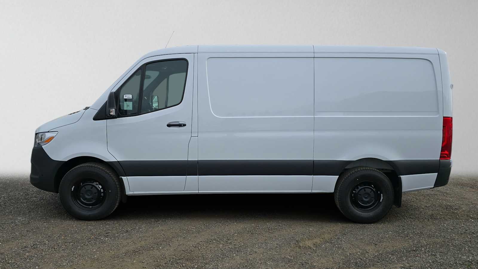2026 Mercedes-Benz Sprinter 2500 Standard Roof I4 Diesel 144 RWD
