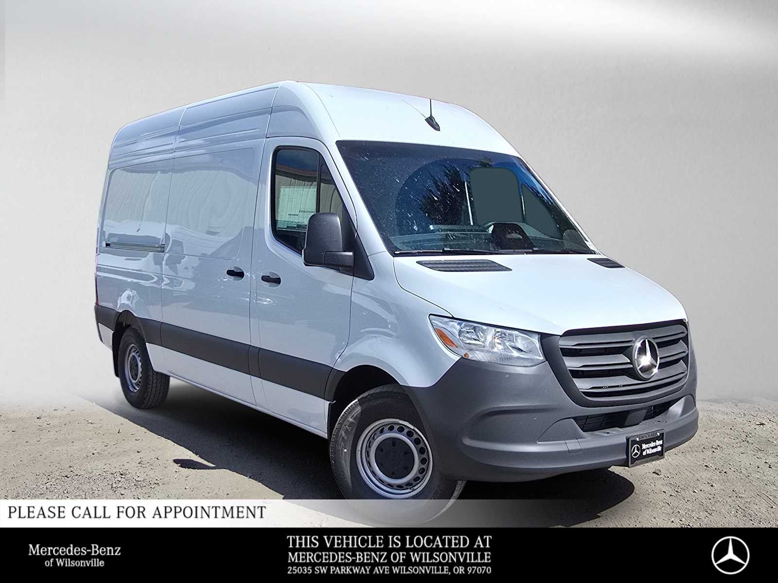 2026 Mercedes-Benz Sprinter Cargo 2500 Standard Roof I4 Diesel 144 RWD