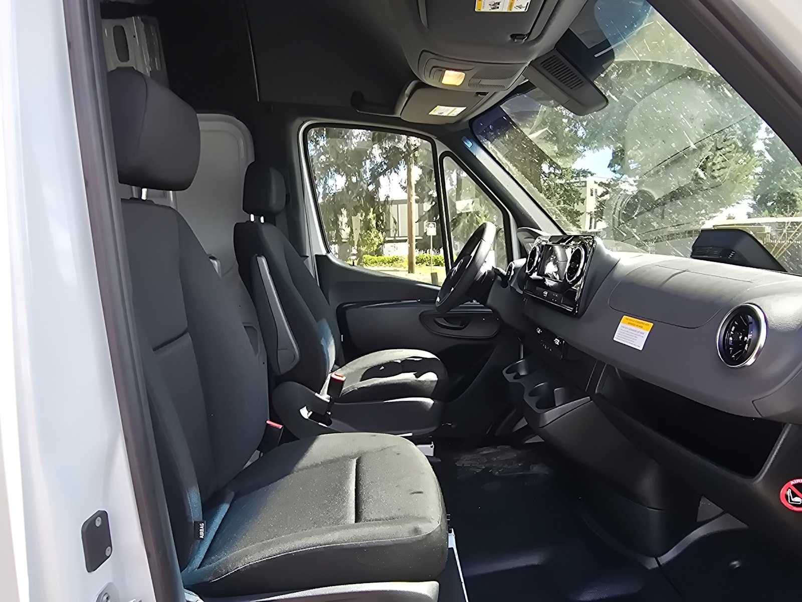 2026 Mercedes-Benz Sprinter Cargo 2500 Standard Roof I4 Diesel 144 RWD